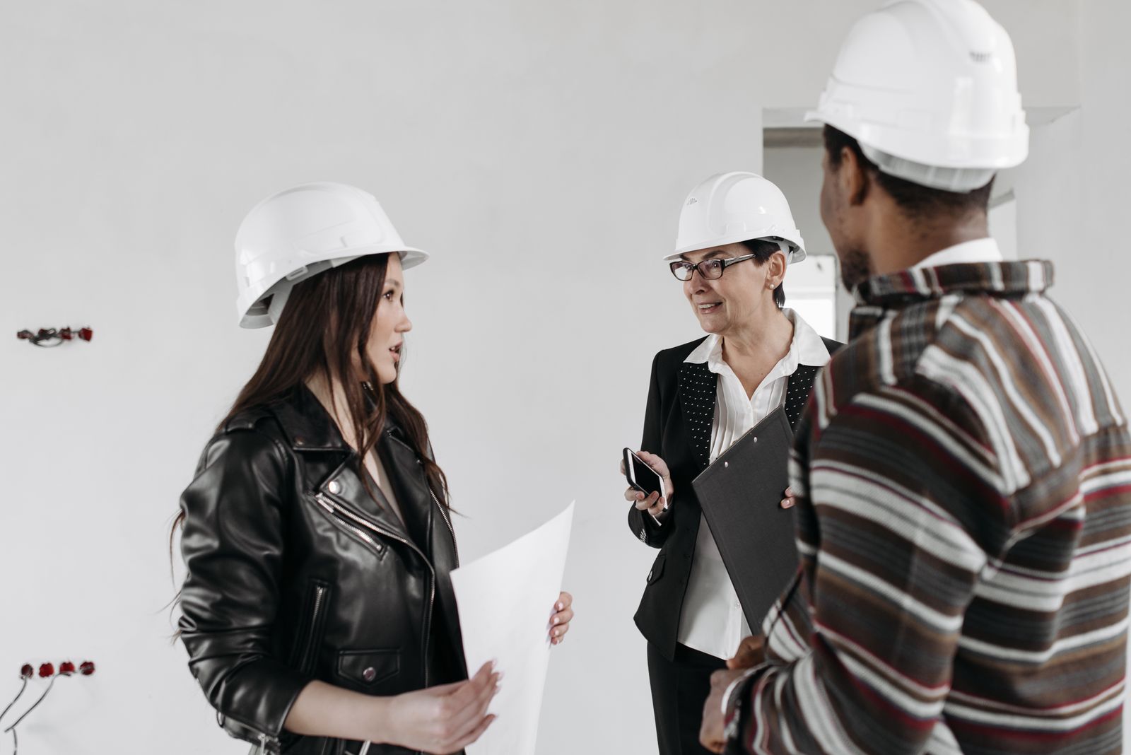 How to Negotiate a Tenant Improvement Allowance From an Actual Number